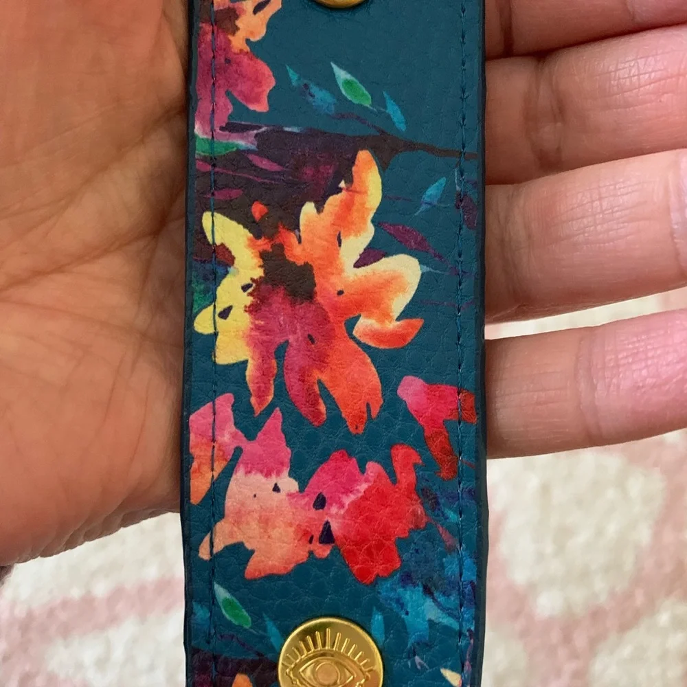Watch me creations Apple Watch band 38/40/41 adapters .